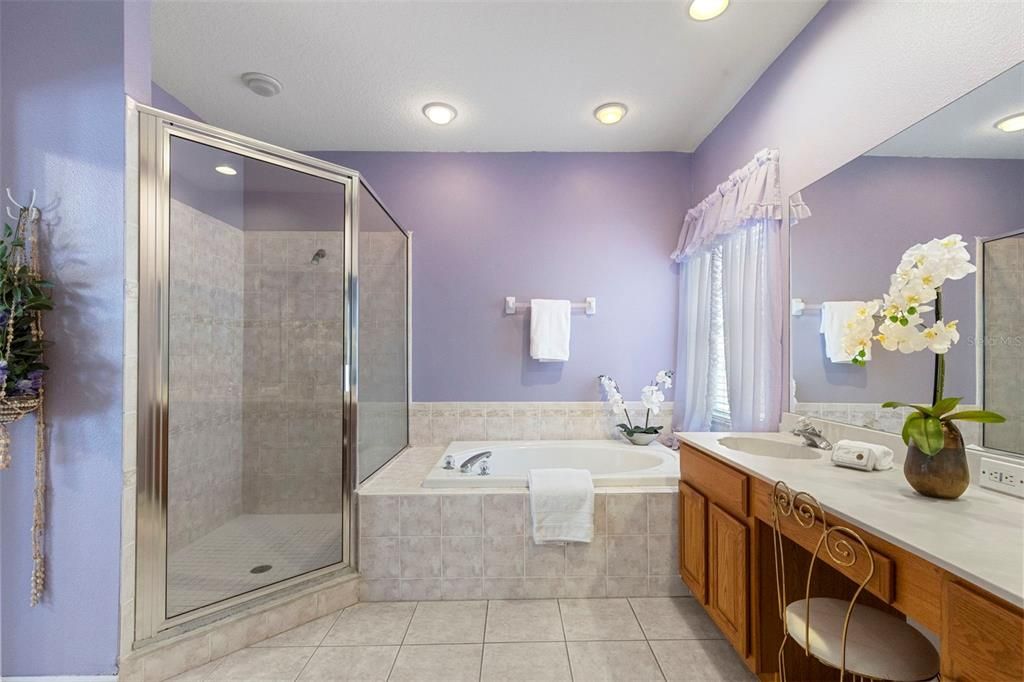 For Sale: $630,000 (5 beds, 3 baths, 3221 Square Feet)