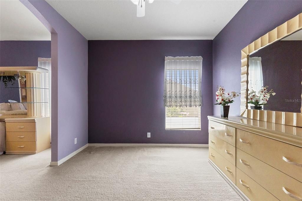 For Sale: $630,000 (5 beds, 3 baths, 3221 Square Feet)