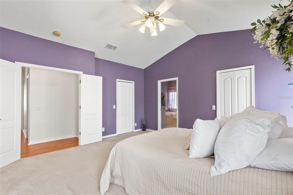 For Sale: $630,000 (5 beds, 3 baths, 3221 Square Feet)