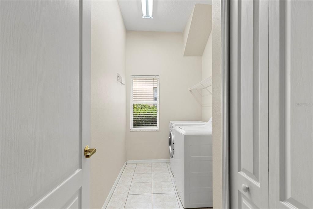 For Sale: $630,000 (5 beds, 3 baths, 3221 Square Feet)