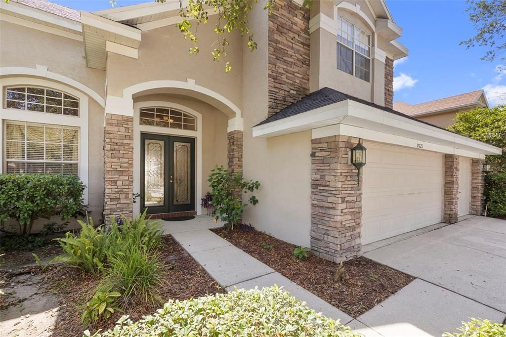 For Sale: $630,000 (5 beds, 3 baths, 3221 Square Feet)