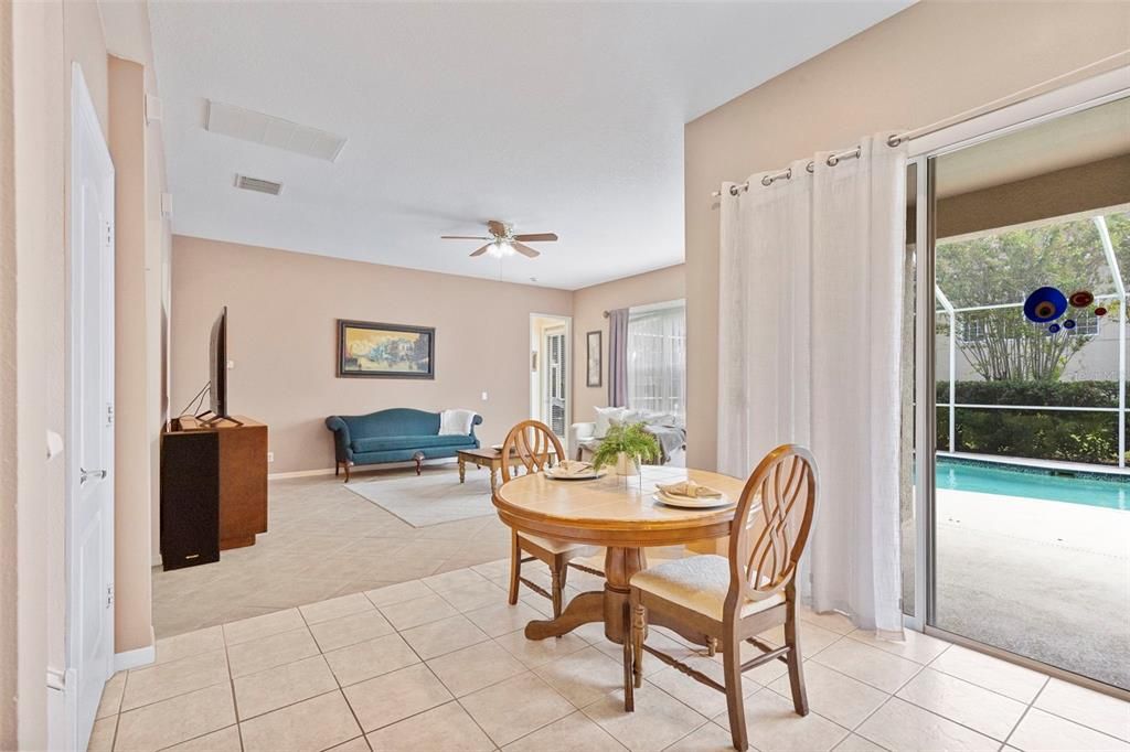For Sale: $630,000 (5 beds, 3 baths, 3221 Square Feet)