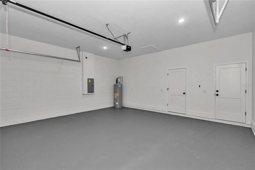 For Sale: $274,900 (3 beds, 2 baths, 1496 Square Feet)