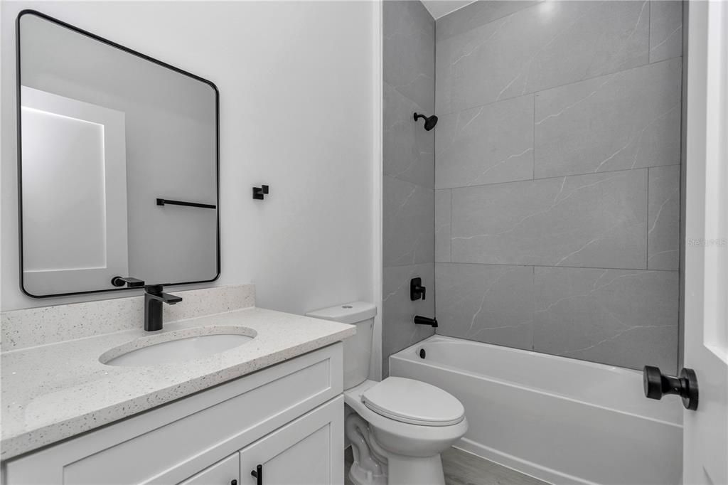 For Sale: $274,900 (3 beds, 2 baths, 1496 Square Feet)