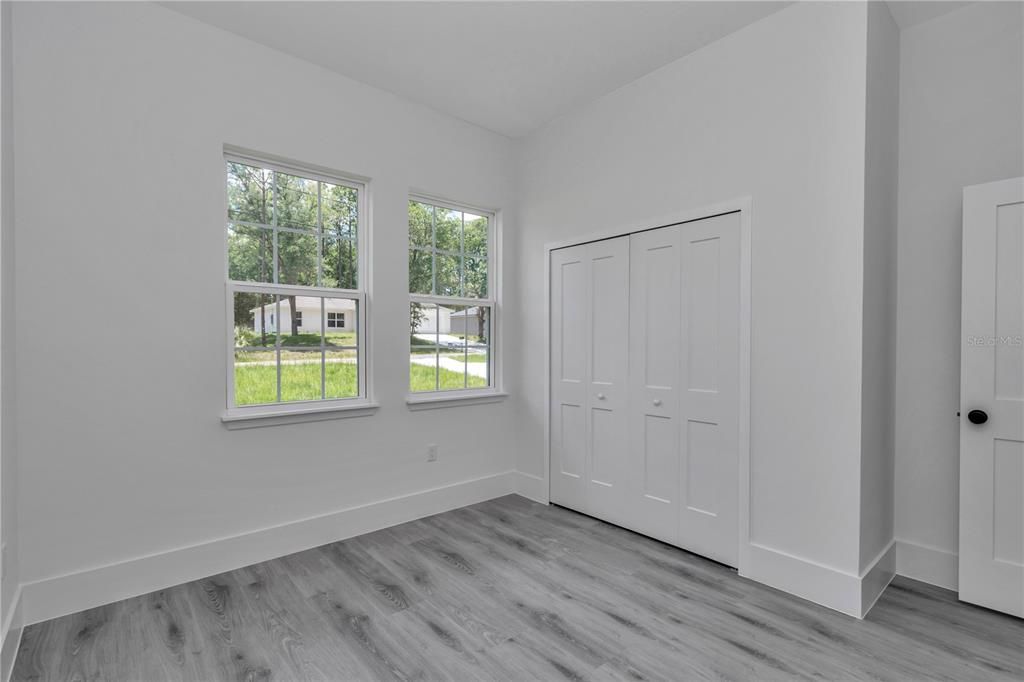 For Sale: $274,900 (3 beds, 2 baths, 1496 Square Feet)