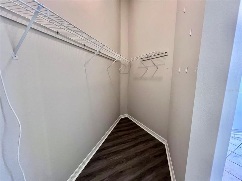 For Rent: $2,200 (3 beds, 2 baths, 2078 Square Feet)