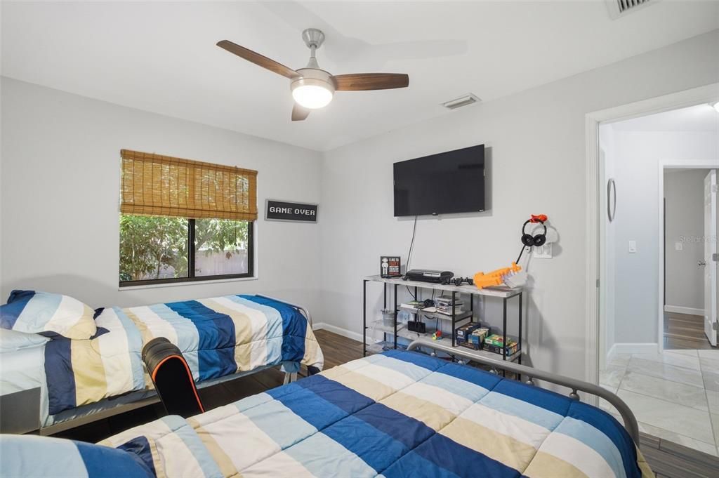 For Sale: $469,900 (3 beds, 2 baths, 1470 Square Feet)