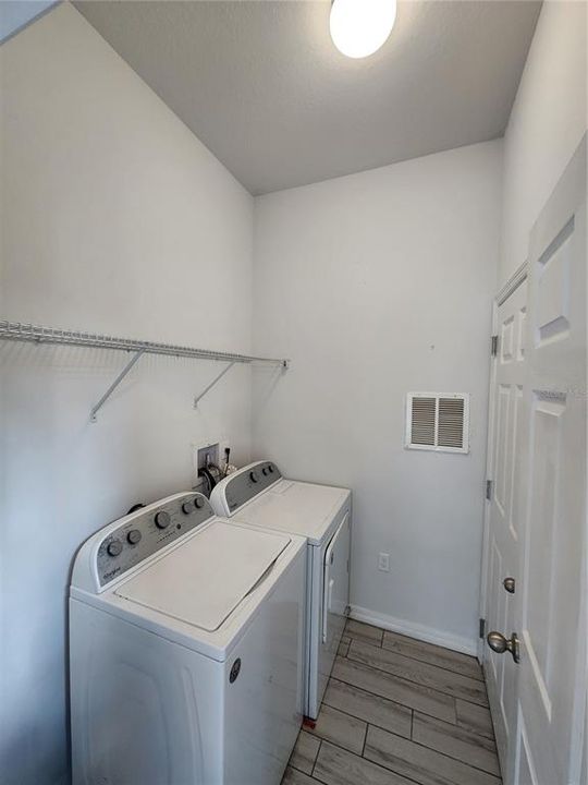 En Renta: $2,375 (4 camas, 2 baños, 1491 Pies cuadrados)