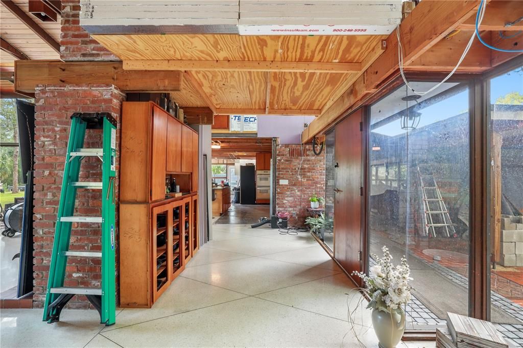 En Venta: $849,000 (4 camas, 3 baños, 2911 Pies cuadrados)