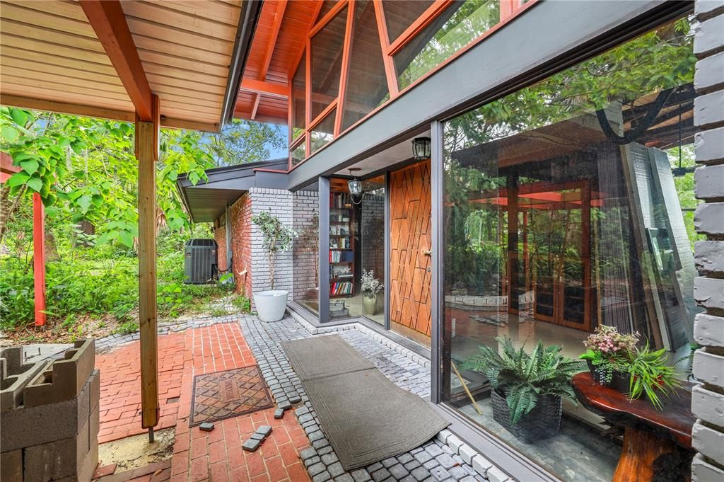 En Venta: $849,000 (4 camas, 3 baños, 2911 Pies cuadrados)