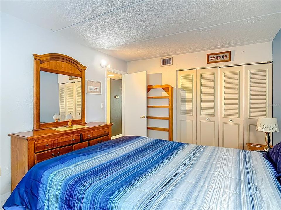 En Venta: $104,900 (2 camas, 1 baños, 864 Pies cuadrados)