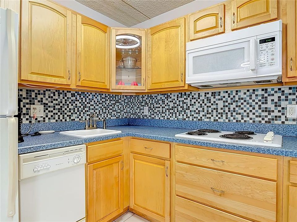 En Venta: $104,900 (2 camas, 1 baños, 864 Pies cuadrados)
