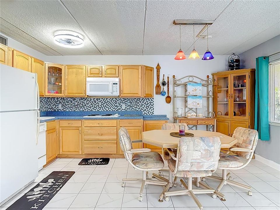 En Venta: $104,900 (2 camas, 1 baños, 864 Pies cuadrados)