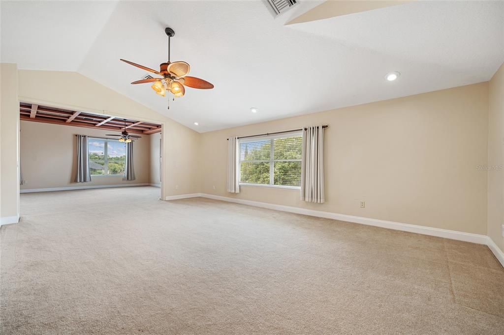 For Sale: $1,375,000 (5 beds, 4 baths, 4269 Square Feet)