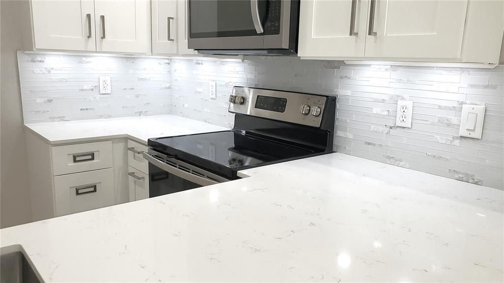 For Sale: $265,000 (3 beds, 2 baths, 1536 Square Feet)
