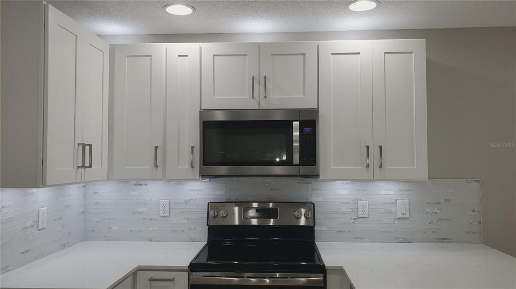 For Sale: $265,000 (3 beds, 2 baths, 1536 Square Feet)