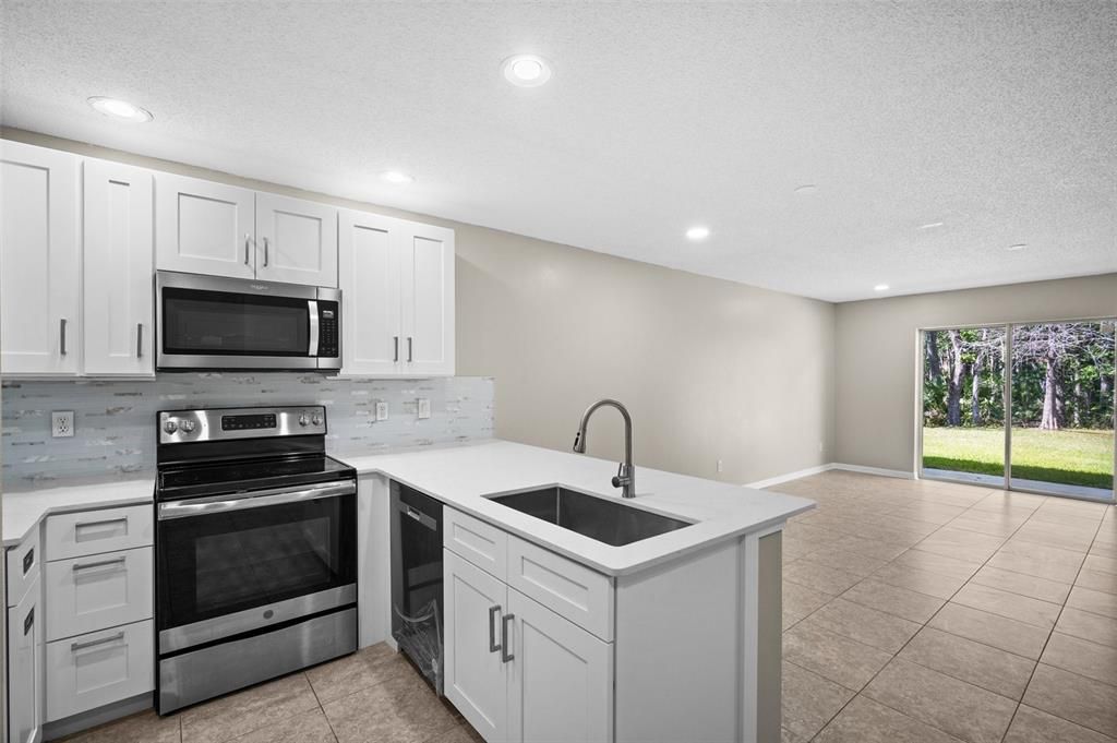 For Sale: $265,000 (3 beds, 2 baths, 1536 Square Feet)
