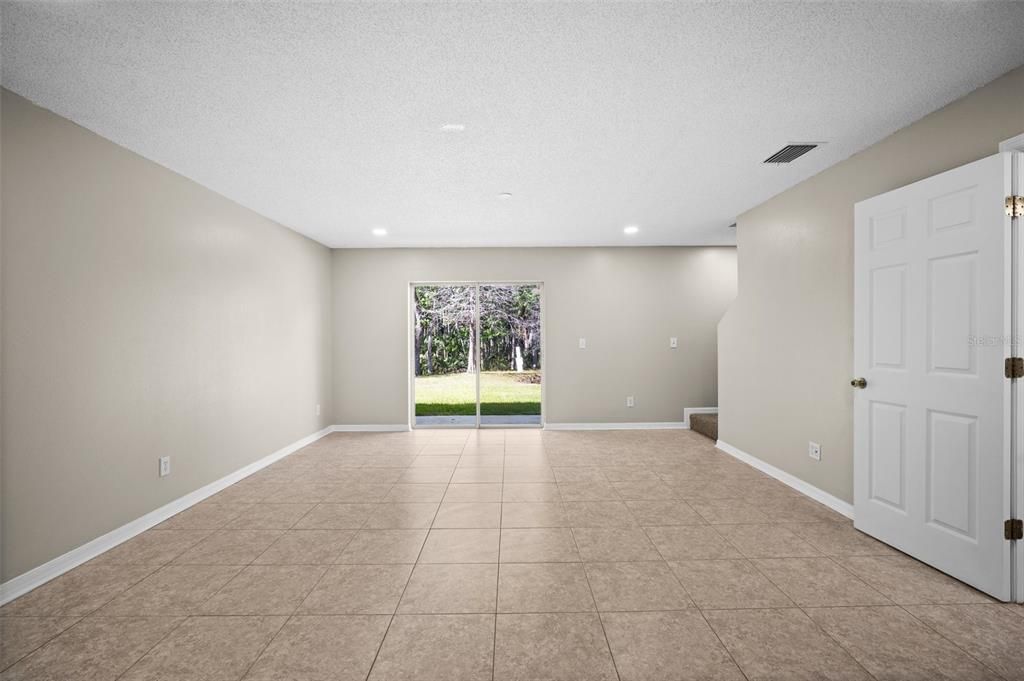 For Sale: $265,000 (3 beds, 2 baths, 1536 Square Feet)