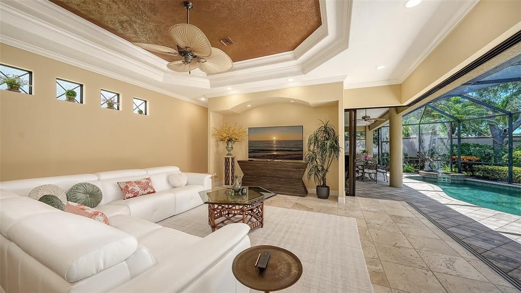 For Sale: $1,550,000 (3 beds, 2 baths, 3080 Square Feet)