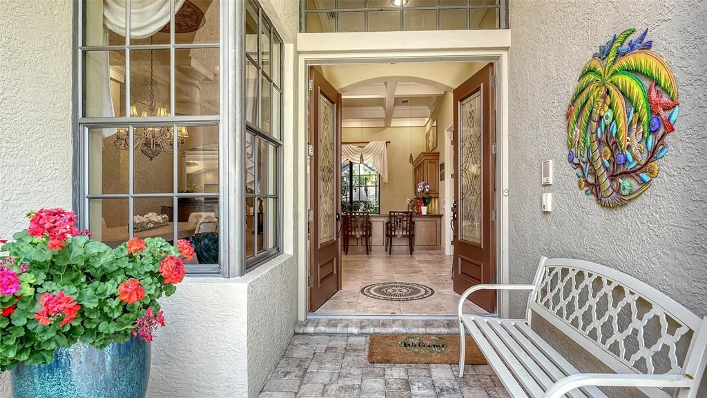 For Sale: $1,550,000 (3 beds, 2 baths, 3080 Square Feet)