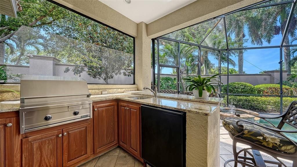 For Sale: $1,550,000 (3 beds, 2 baths, 3080 Square Feet)