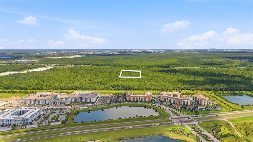 待售: $643,500 (1.17 acres)