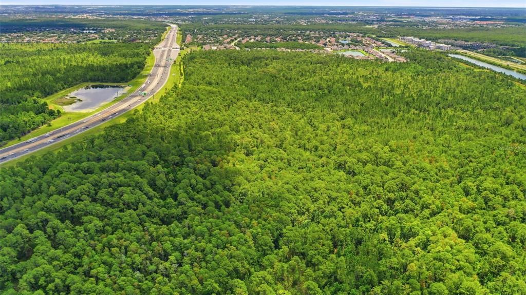待售: $643,500 (1.17 acres)
