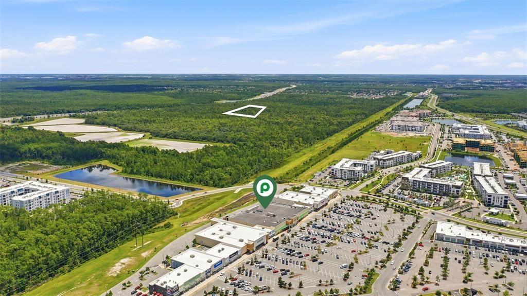 待售: $643,500 (1.17 acres)