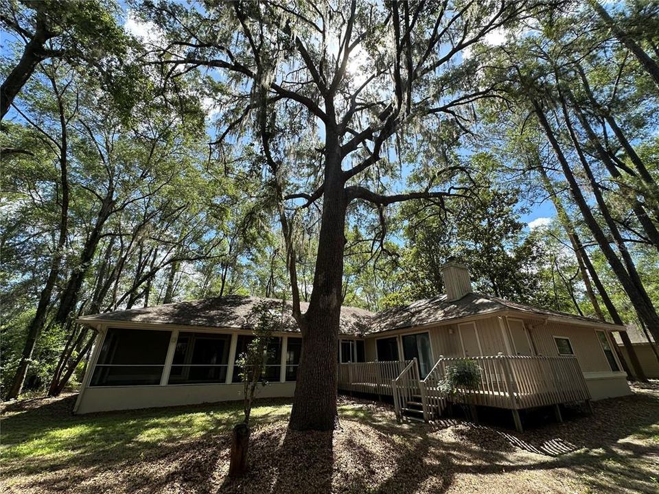 En Venta: $575,000 (5 camas, 3 baños, 2884 Pies cuadrados)