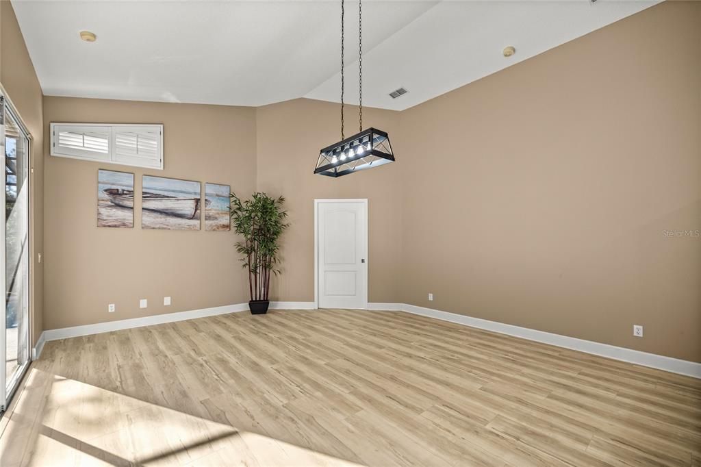 For Sale: $830,000 (4 beds, 3 baths, 3619 Square Feet)