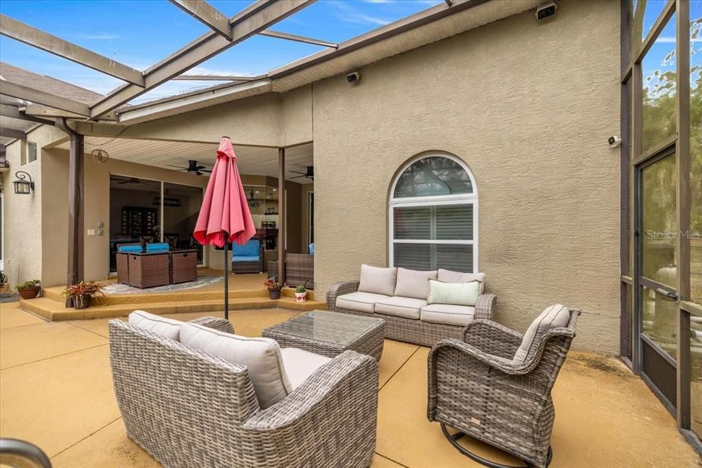 For Sale: $830,000 (4 beds, 3 baths, 3619 Square Feet)