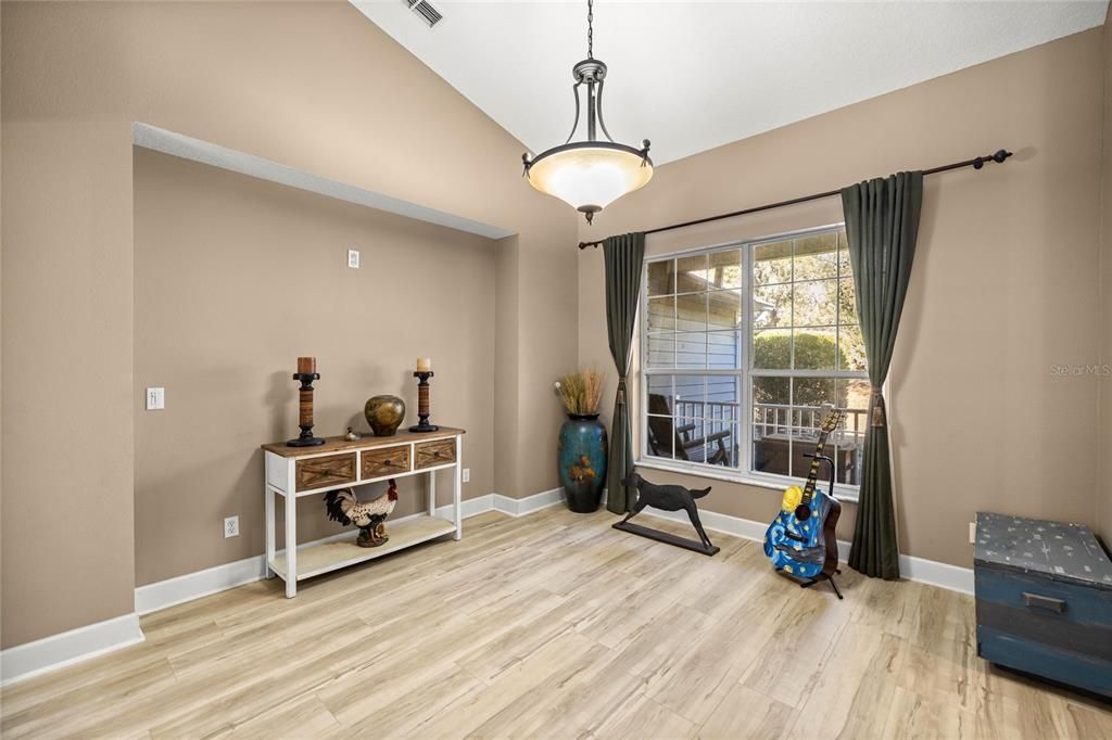 For Sale: $830,000 (4 beds, 3 baths, 3619 Square Feet)