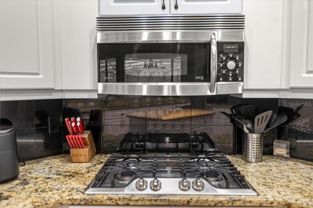 For Sale: $830,000 (4 beds, 3 baths, 3619 Square Feet)