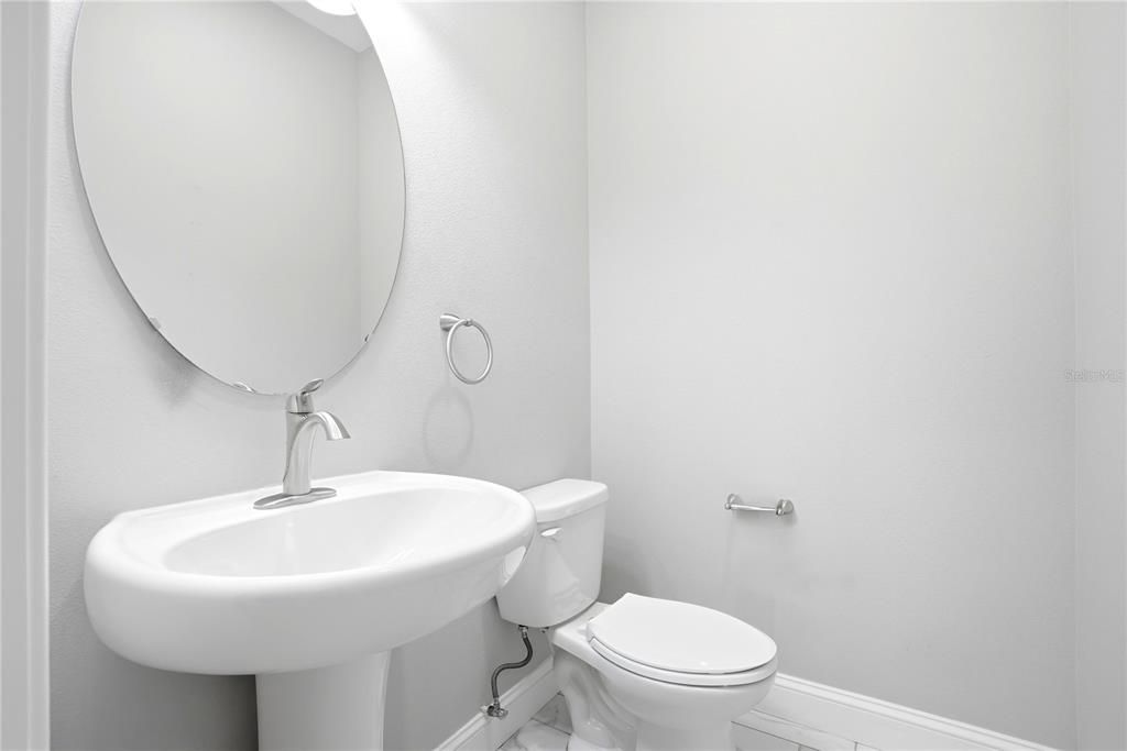 En Venta: $606,500 (3 camas, 2 baños, 2032 Pies cuadrados)
