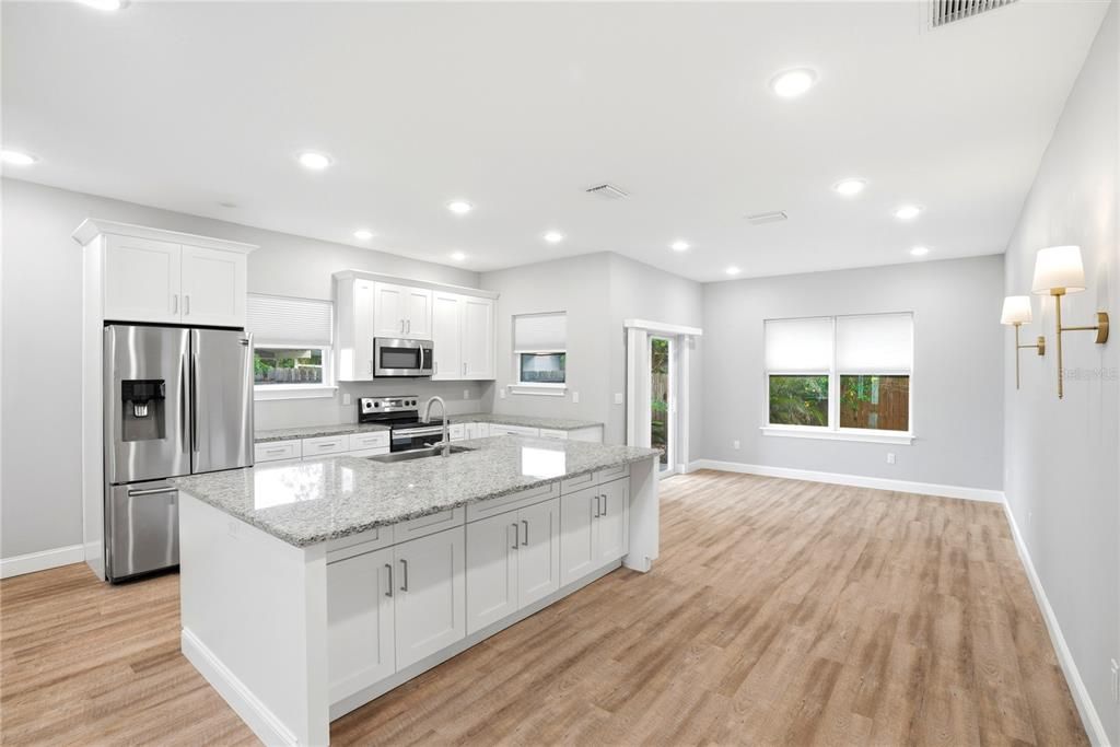 En Venta: $606,500 (3 camas, 2 baños, 2032 Pies cuadrados)