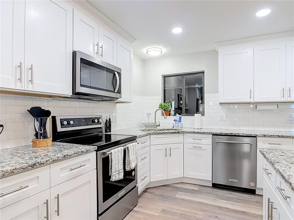 For Sale: $499,000 (4 beds, 3 baths, 3154 Square Feet)
