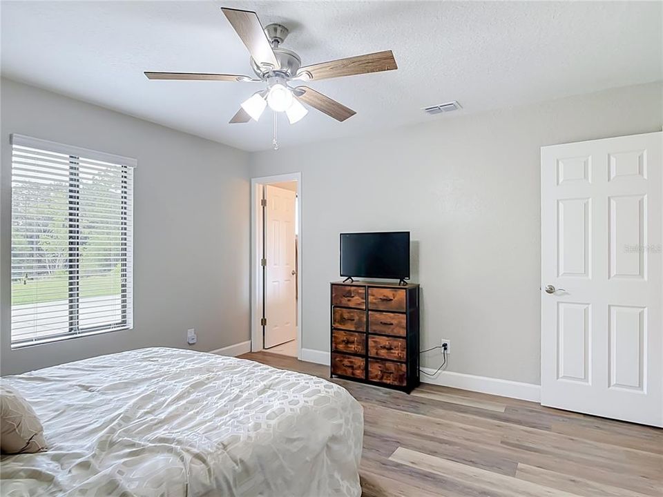For Sale: $499,000 (4 beds, 3 baths, 3154 Square Feet)