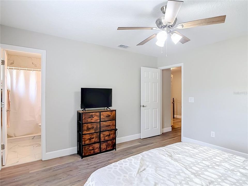 For Sale: $499,000 (4 beds, 3 baths, 3154 Square Feet)