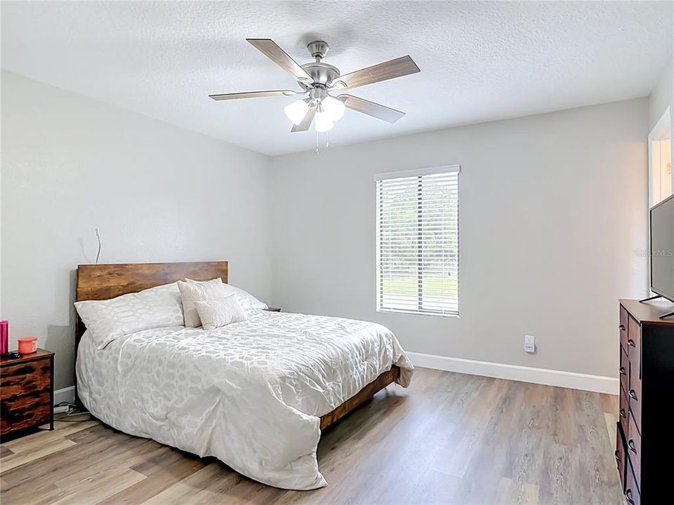 For Sale: $499,000 (4 beds, 3 baths, 3154 Square Feet)