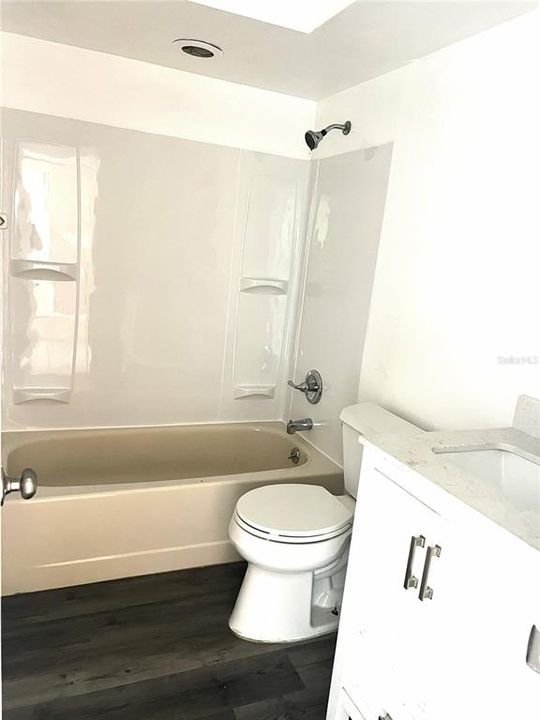На продажу: $195,000 (3 спален, 2 ванн, 1278 Квадратных фут)