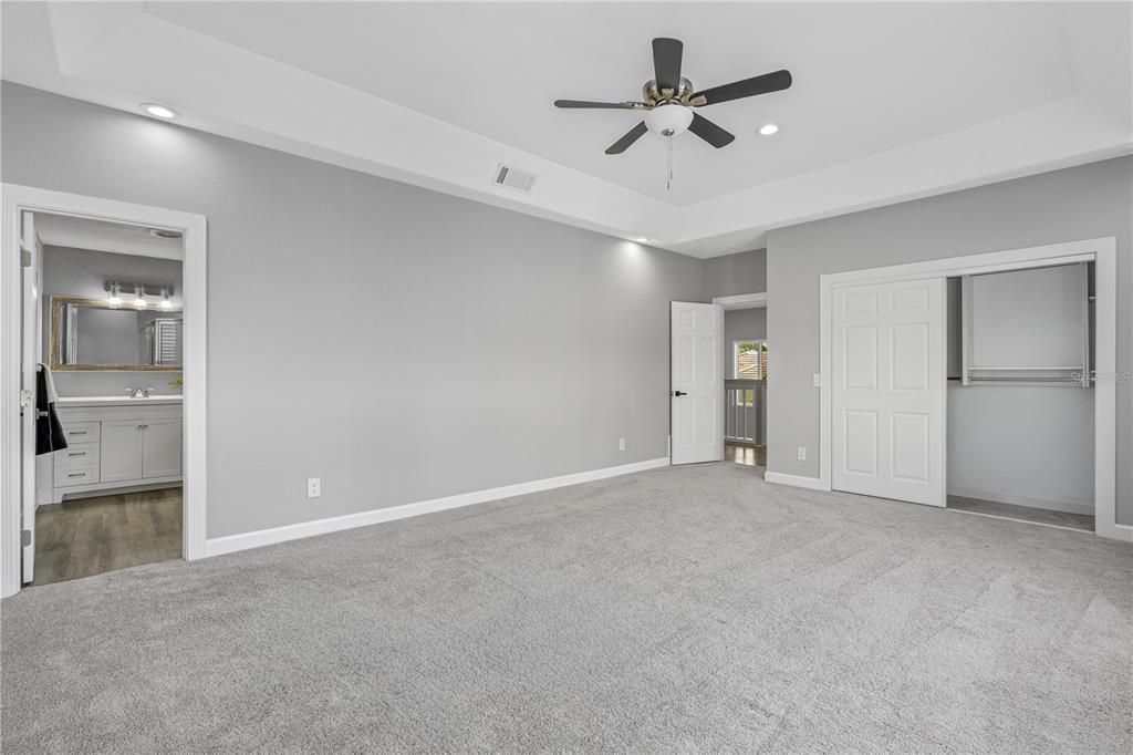 For Sale: $949,900 (4 beds, 4 baths, 4379 Square Feet)