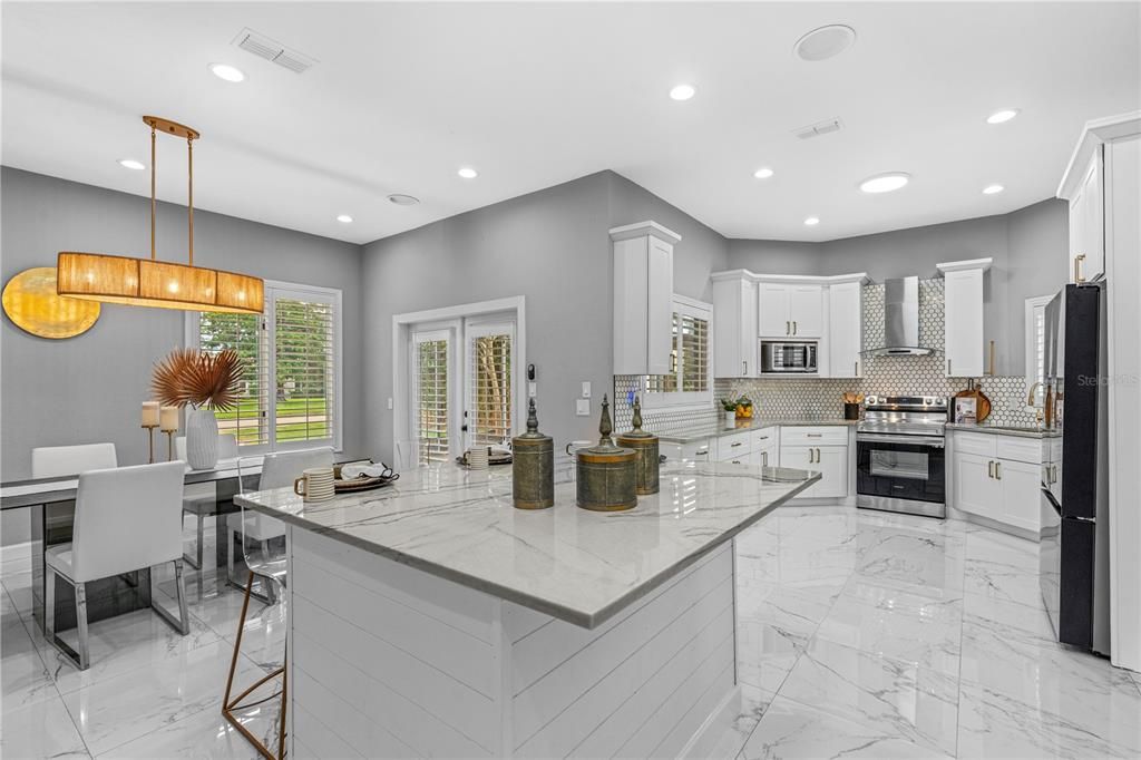 For Sale: $949,900 (4 beds, 4 baths, 4379 Square Feet)