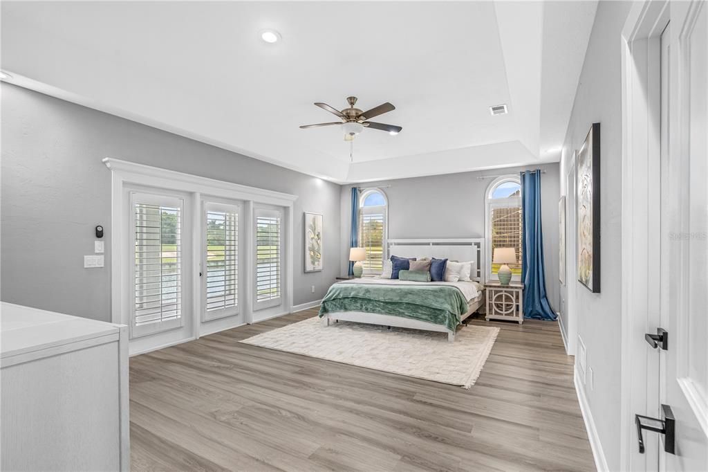 For Sale: $949,900 (4 beds, 4 baths, 4379 Square Feet)