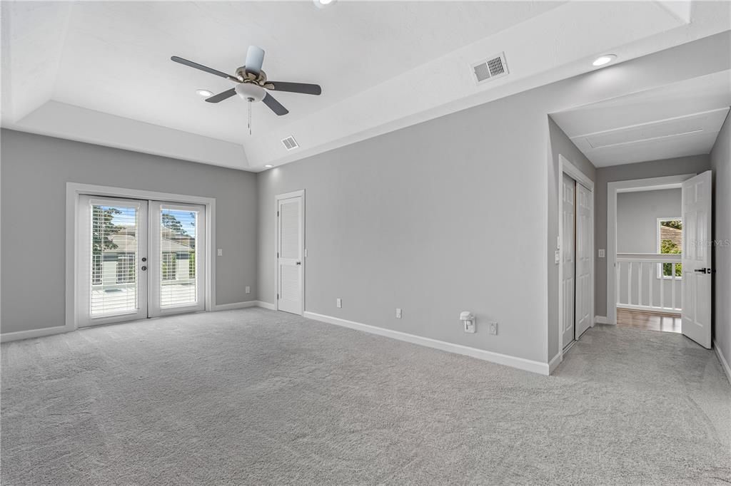 For Sale: $949,900 (4 beds, 4 baths, 4379 Square Feet)