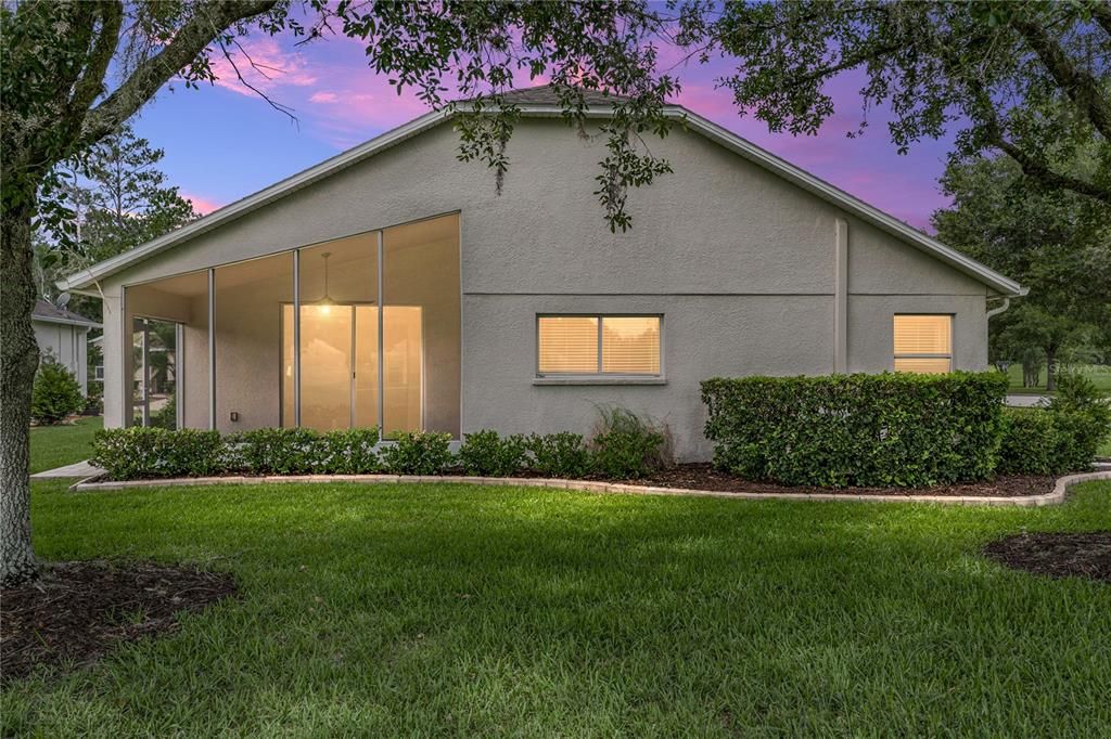 For Sale: $375,000 (3 beds, 2 baths, 2074 Square Feet)