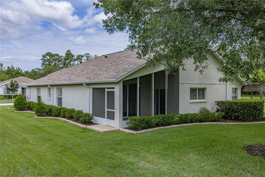For Sale: $375,000 (3 beds, 2 baths, 2074 Square Feet)