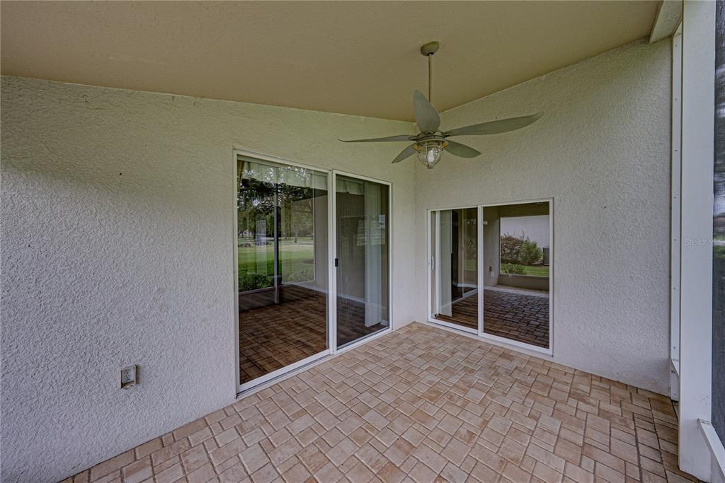 For Sale: $375,000 (3 beds, 2 baths, 2074 Square Feet)