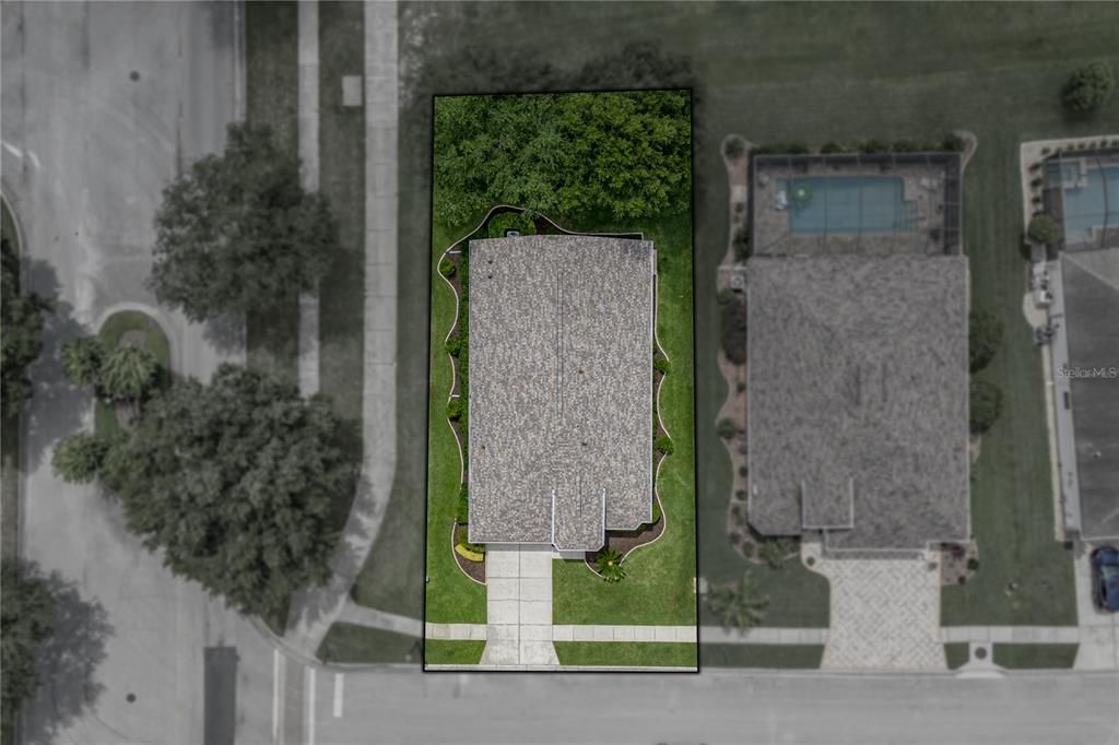 For Sale: $375,000 (3 beds, 2 baths, 2074 Square Feet)