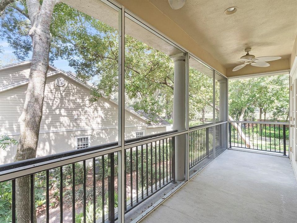For Sale: $925,000 (3 beds, 3 baths, 2576 Square Feet)