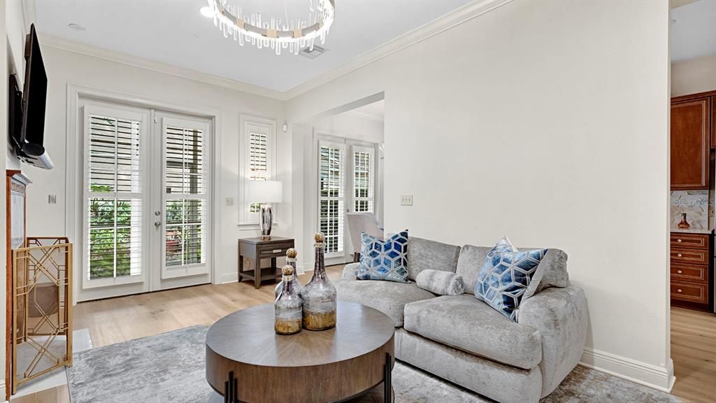 For Sale: $925,000 (3 beds, 3 baths, 2576 Square Feet)